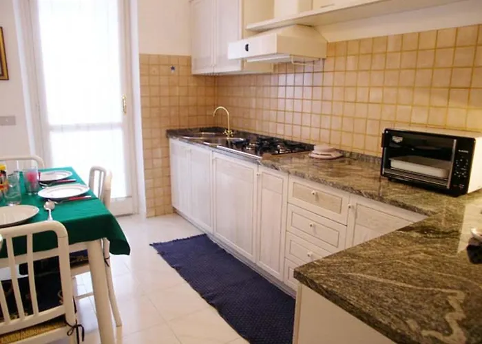 Eleonora Apartamento *