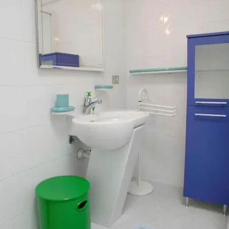 Eleonora Apartman *